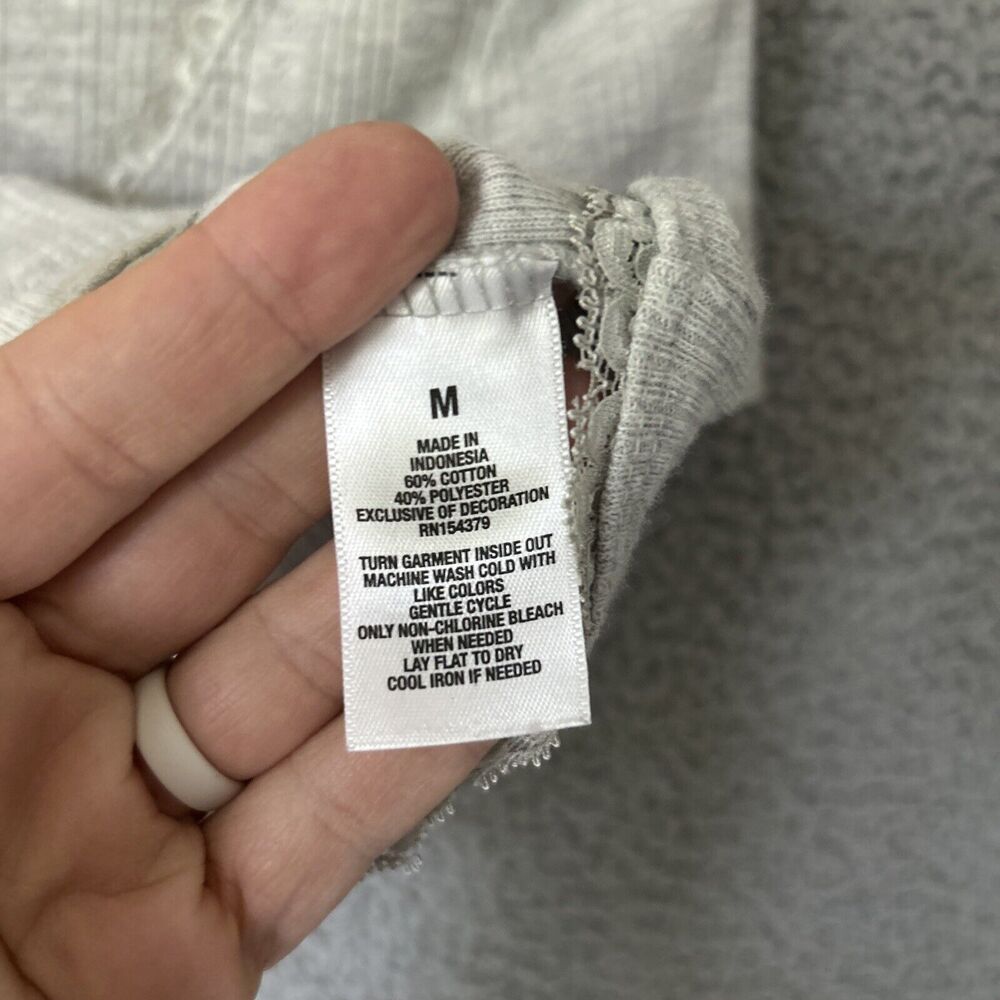 AEROPOSTALE Crop Baby Tee Medium Gray Ruffle Lace Button Up Kidcore Country Top - Picture 6 of 11